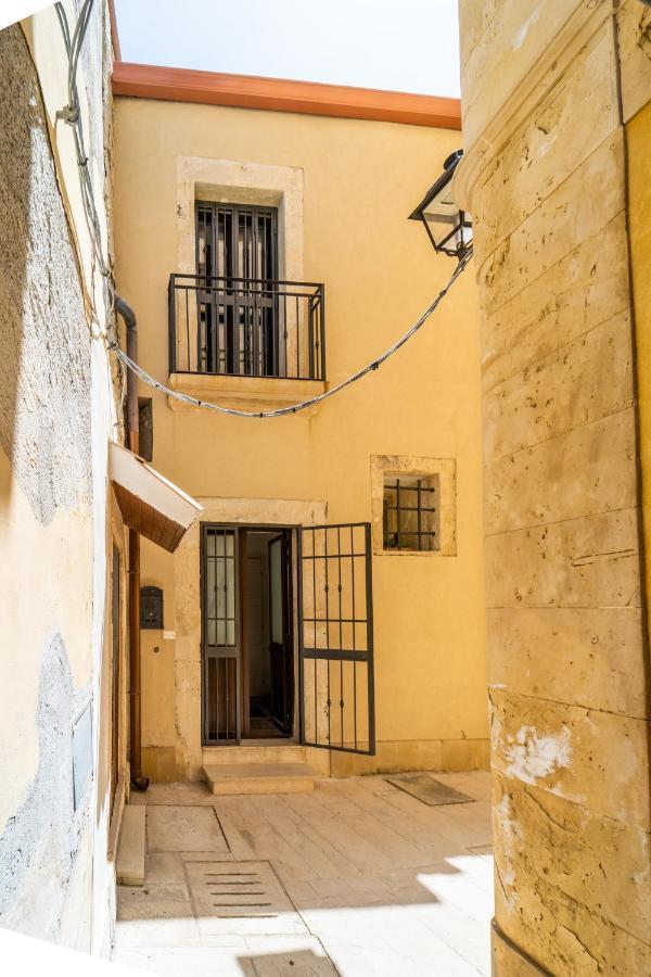 Casa Talete Cozy Apartment In Ortigia - First Floor Syracuse Exterior photo